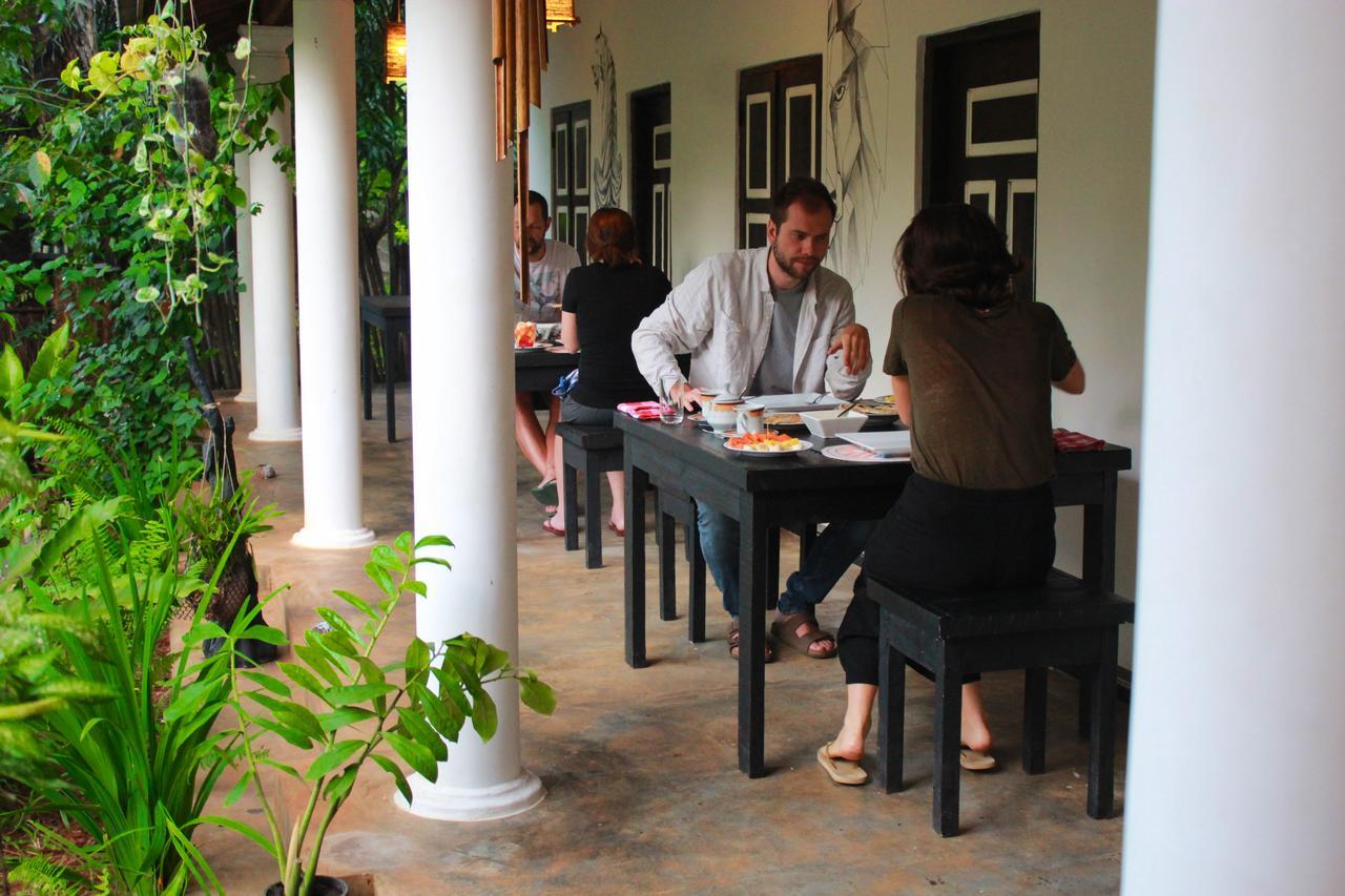 The Courtyard Villa Sigirîya Extérieur photo