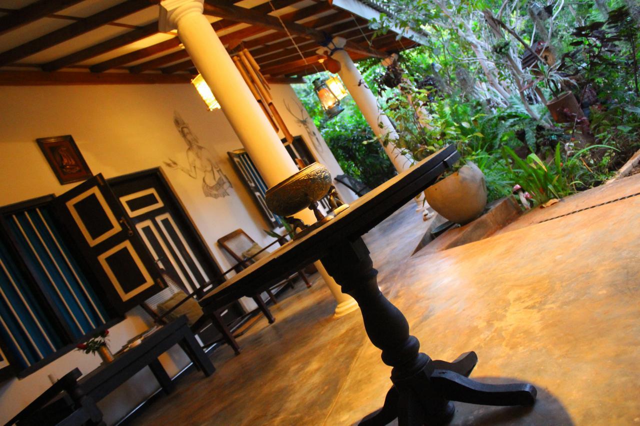 The Courtyard Villa Sigirîya Extérieur photo