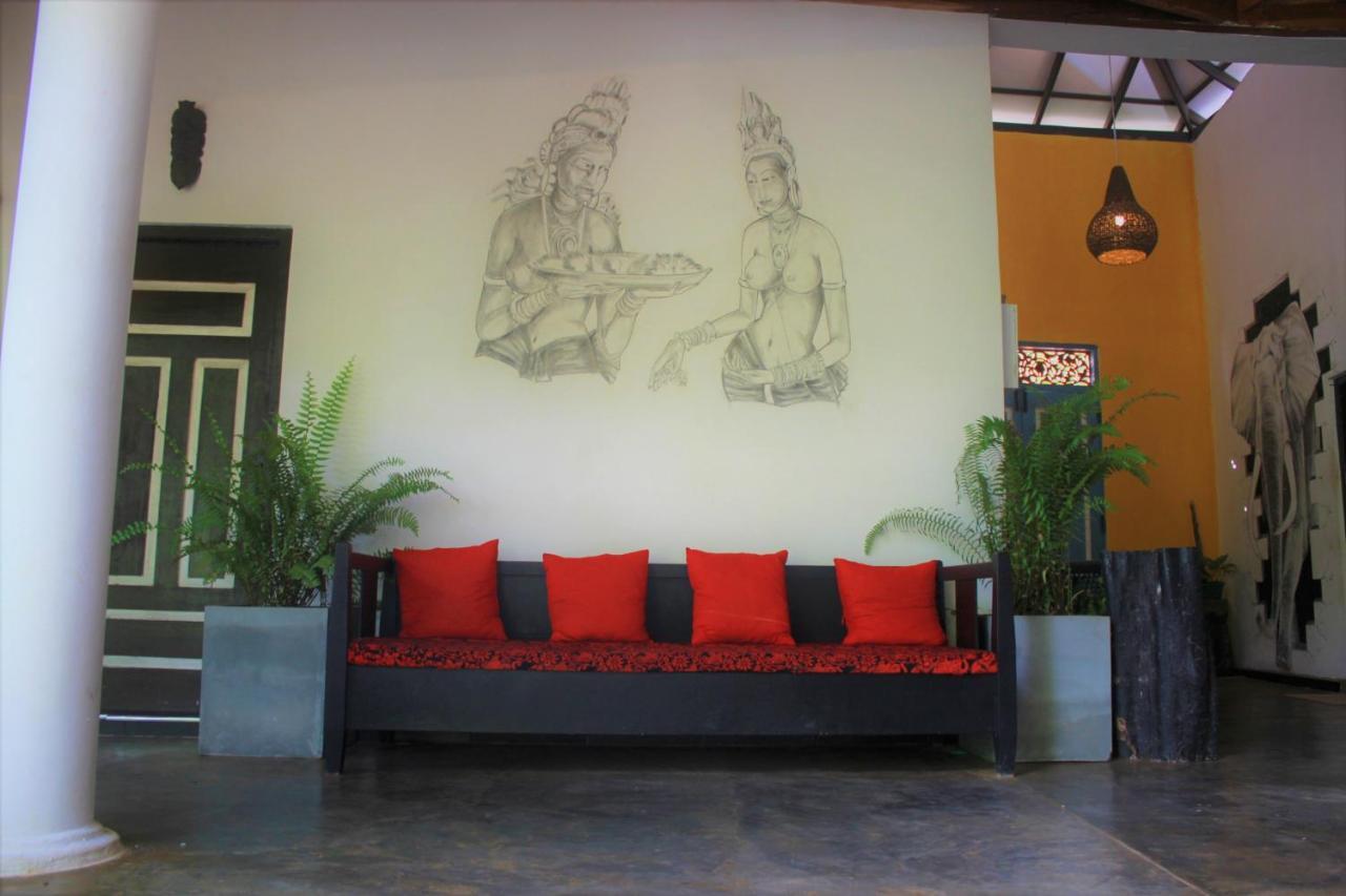 The Courtyard Villa Sigirîya Extérieur photo
